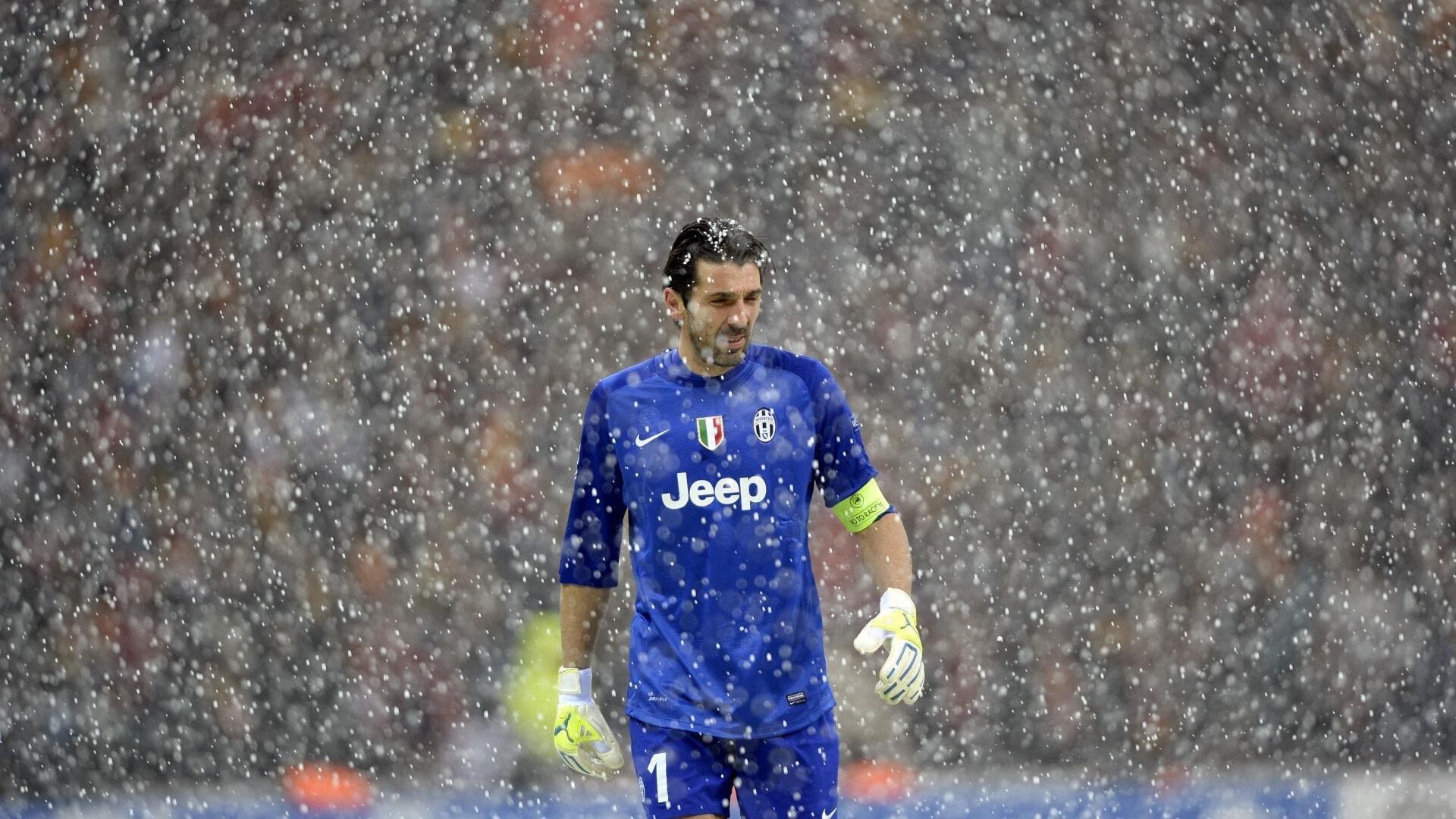 埃雷拉点出南美足球深层困境,年轻球员养家压力与欧洲青训环境的本质差异