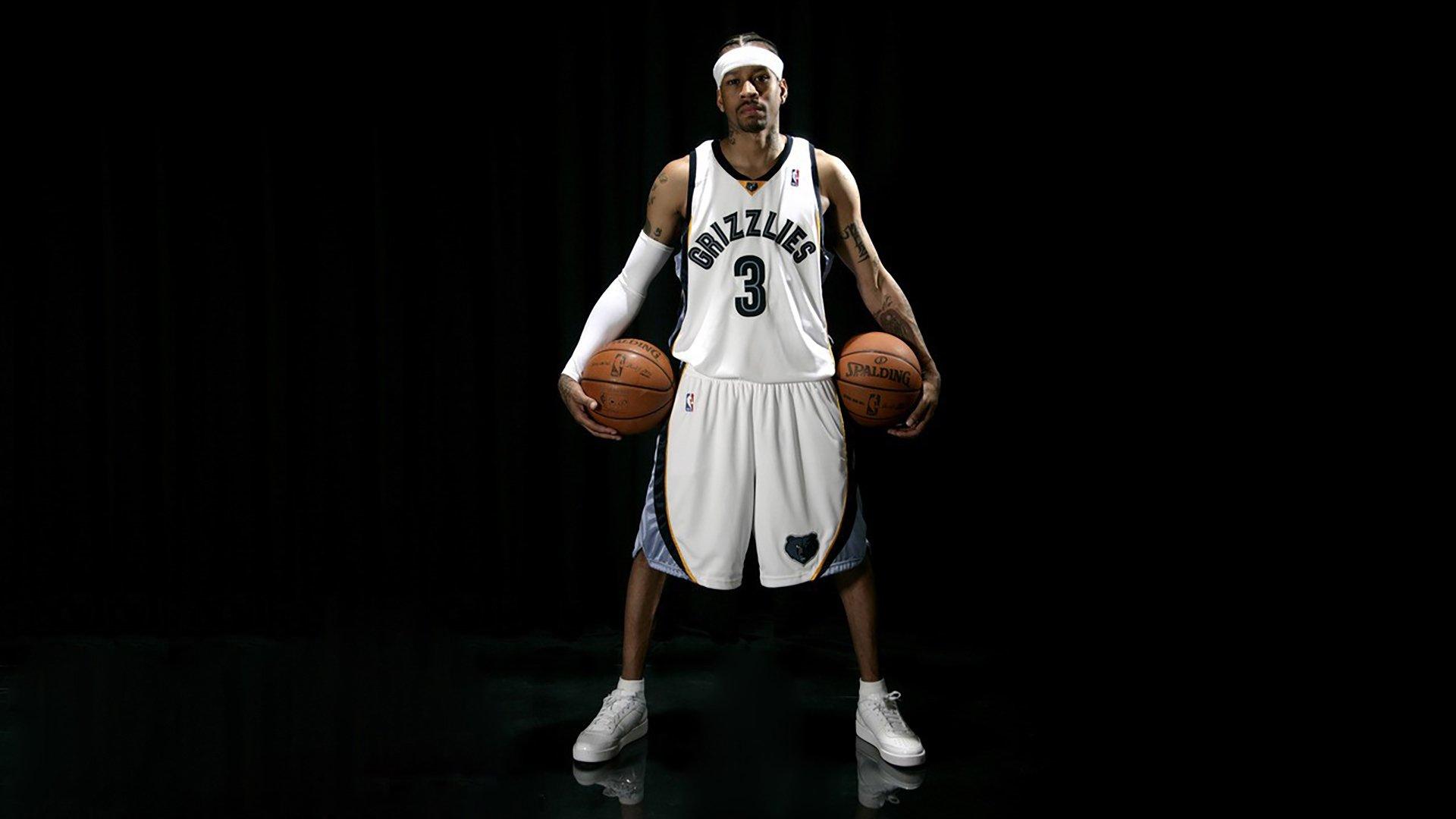 东契奇神鬼莫测送妙传,艾顿空接暴扣点燃主场,太阳内线开局高效取5分