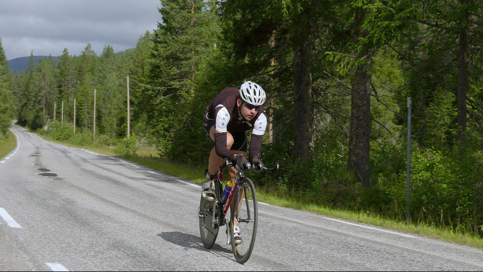 青年军鏖战破铁桶，高卢雄鸡一球险胜法罗群岛青年队